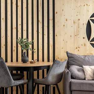Pod Dachem W Centrum Apartzakop Apartman